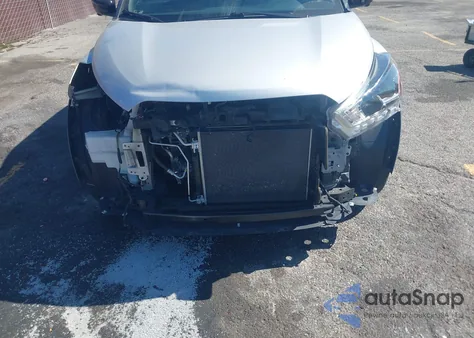 2019 Nissan Kicks Sr из США, поврежденный, VIN 3N1CP5CU2KL528202